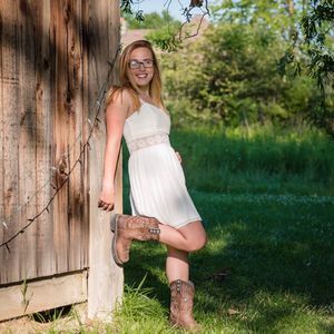 Meet your Posher, Desiree